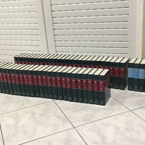 Papyrus Larousse Britannica encyclopedia set, 56 volumes