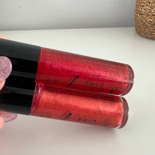 Mon Reve Shiny Lip Gloss like new, shade 05 Red Flame