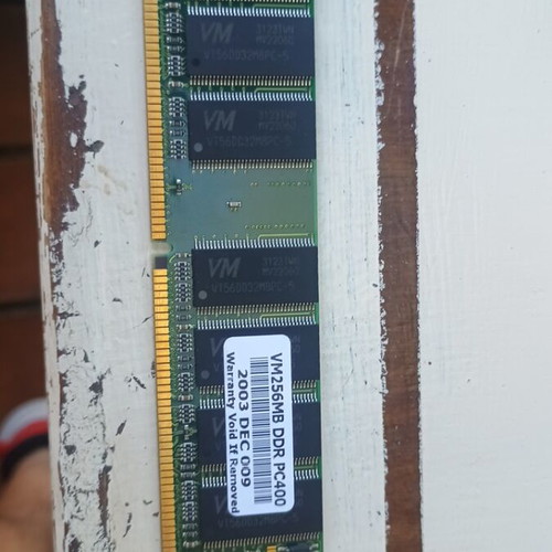Vintage VM 256 MB DDR-400 Memory Card like new
