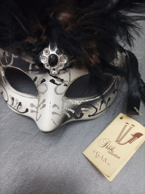 Venetian Mask Sissi Collection new with tag