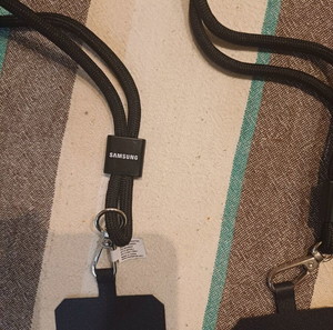 2 λουρακια για κινητο ,samsung