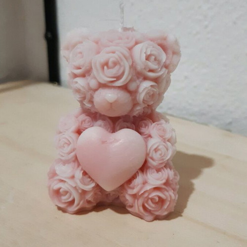 Scented Bear Handmade Coconut Wax Candle Like New