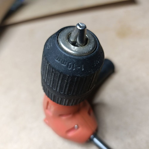 Angle chuck for drill driver like new