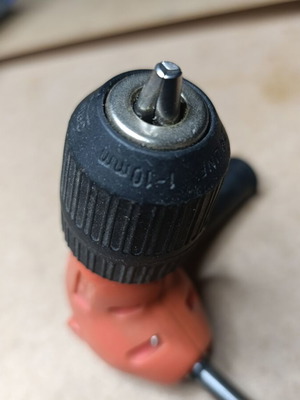 Angle chuck for drill driver like new