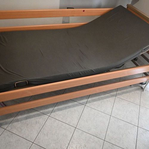 Alfacare hospital electric bed used, adjustable with mattress