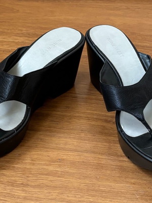 Nine West platform sandals like new, leather, size 40.5