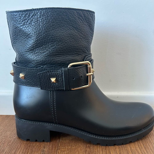 Feng Shoe ankle boots like new, size 38, black leather and rubber