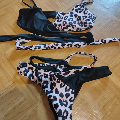 Shein bikini black pink leopard print like new, size M