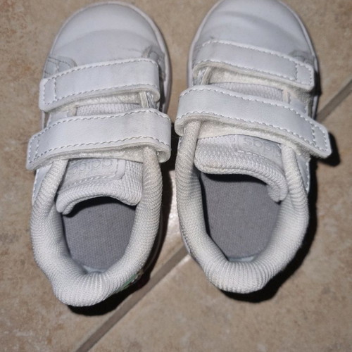 Adidas Grand Court I baby sports shoes size 20 like new