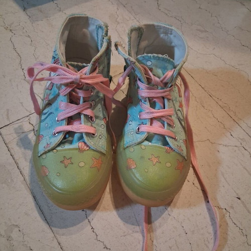 Conguitos Girls' Athletic Shoes Size 27 Like New Pink and Turquoise