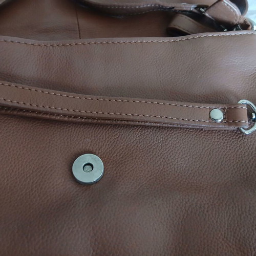 Carpisa leather shoulder bag new, brown
