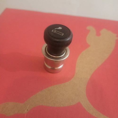 Daihatsu Applause ashtray and lighter like new, genuine parts