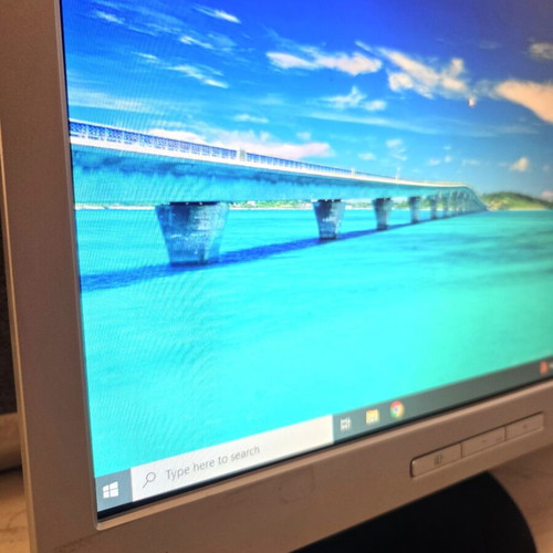 HP L1706 17" LCD οθόνη σαν καινούργιο, ασημί/μαύρο