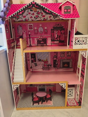 LikeSmart Amelia wooden dollhouse 120cm