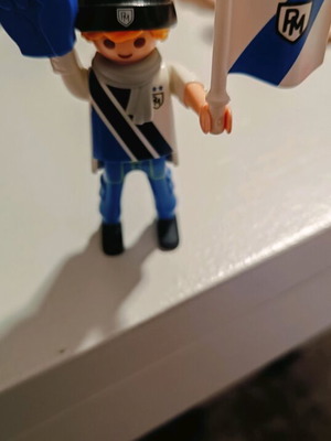 Playmobil toys like new with gifts included