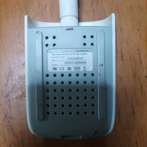 Κεραία ενίσχυσης σήματος Tenda ασύρματη με USB adapter