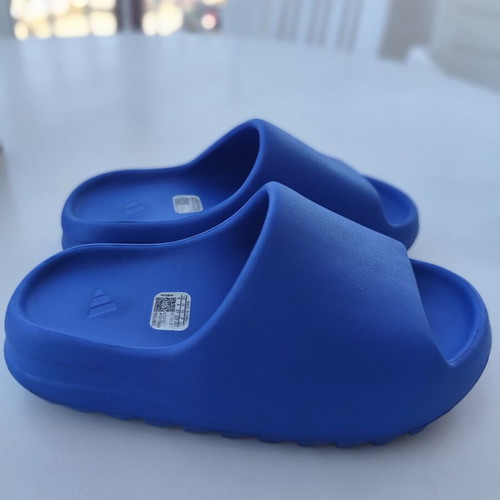 Adidas Yeezy slides, blue, size 37