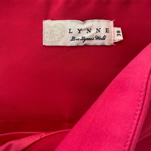 Lynne midi skirt like new, pink, waist 36