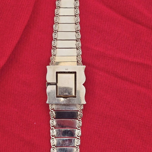 Vintage 14K Gold Swiss Bracelet Watch used with diamond