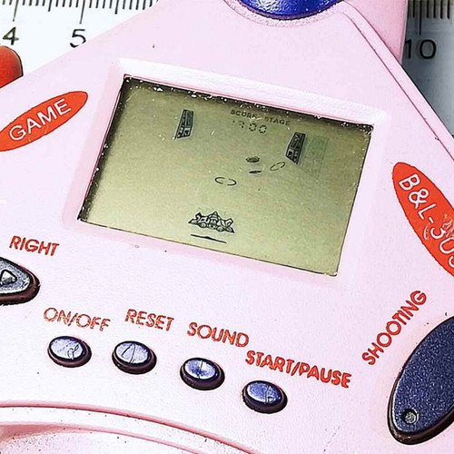 LCD Game Shooter pink used