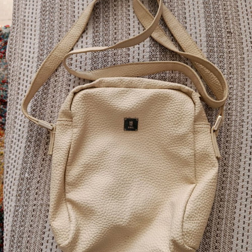 KEM crossbody bag white used in good condition