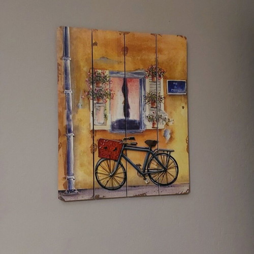 MDF frame with 3D metal bicycle like new
