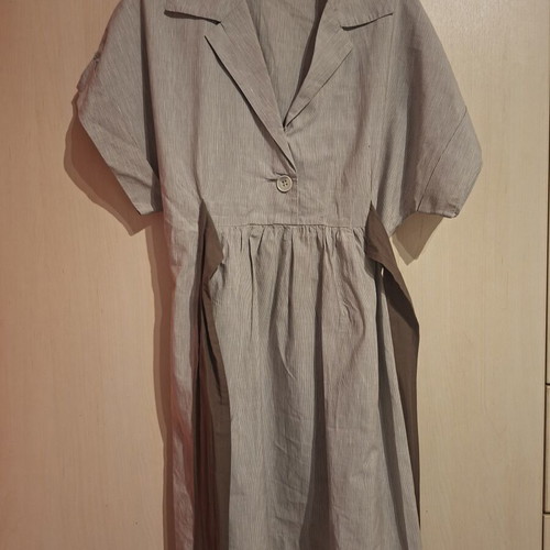 Striped dress with waist tie and pockets