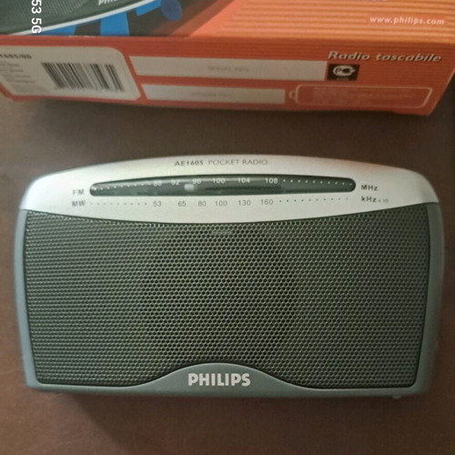 Philips AE-160 Portable Radio new, analog FM/MW/LW