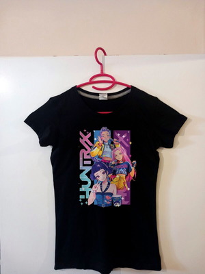 Huntrix K-pop Teen T Shirt new, black with anime design