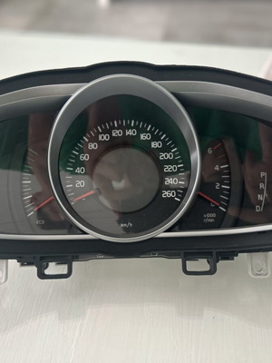 Volvo S60 V60 V40 Instrument Cluster used, facelift look Monodial