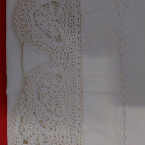 White pillowcases new, pack of 2, cotton with crochet lace