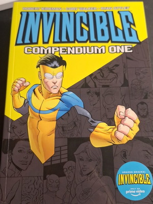 Invincible Compendium 1 comic new, English