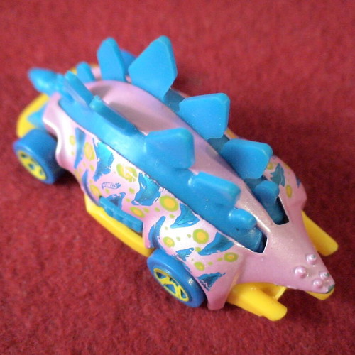 Hot Wheels Motosaurus and Dragon Blaster collectible cars set used