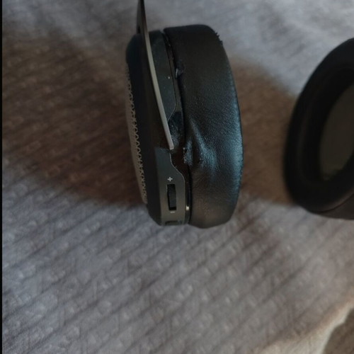 Corsair HS75 XB Wireless headset used with Dolby Atmos for Xbox and PC