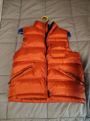 Gap kids sleeveless vest unused, like new, green and orange