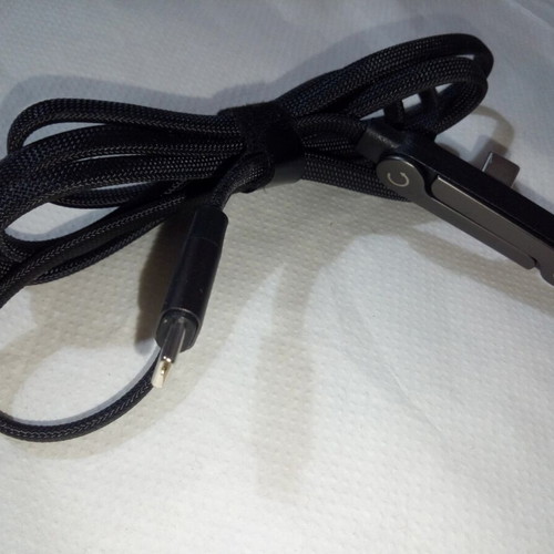 Type-C Charging Cable with Built-in Phone Stand new