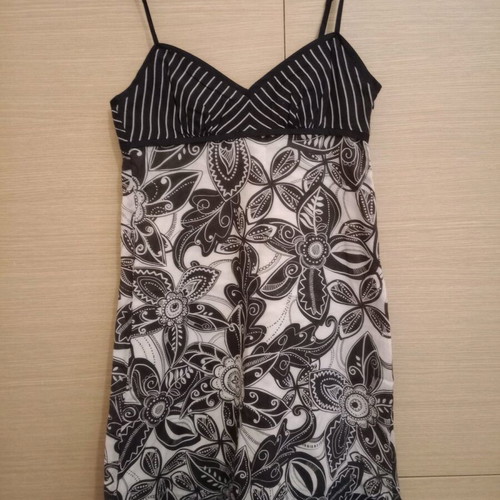 Summer dress used, size S, black and white