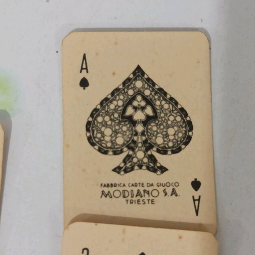 Keychain with mini full deck used, Italian origin