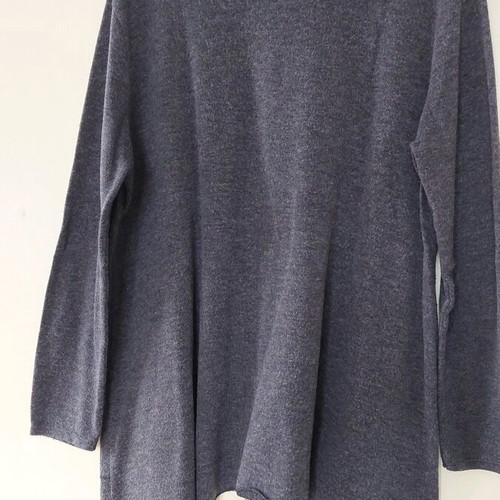 Gray blouse like new, suitable for L to XXL