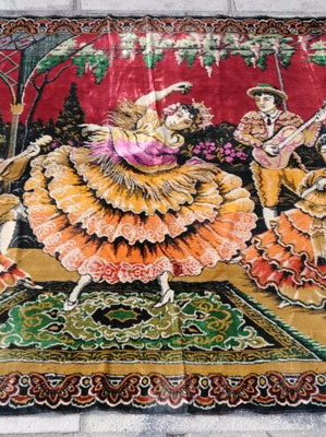 Velvet wall tapestry with dancers theme 1.80x1.20 used