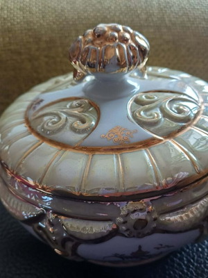 Porcelain fondant dish like new, Japanese Lusterware Art Deco