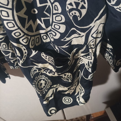 Vintage πουκάμισο Hucke Mode Collection σαν καινούργιο, μαύρο και κρεμ φλοράλ
