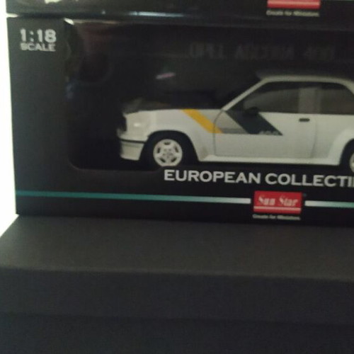 Opel Ascona 400 Sun Star 1/18 new Diecast with opening doors