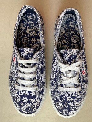 πάνινα παπούτσια Superga