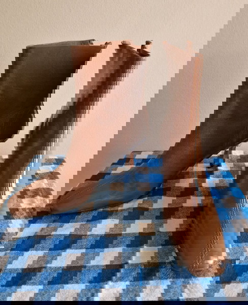 GINO ROSSI taupe δερμάτινες γόβες, 38, με κουτί,