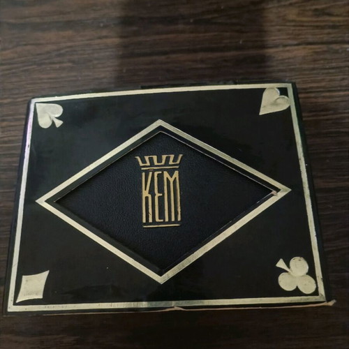 KEM USA collectible playing cards like new with plastic case