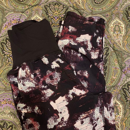 Lululemon yoga pants like new, multicolor, size S