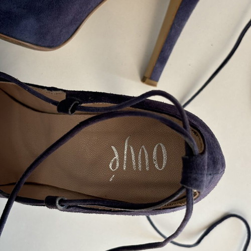 Ovye by Cristina Lucchi blue pumps size 38 like new
