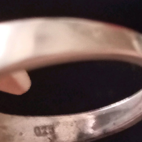 Silver 925 ring new with blue stone, size 62