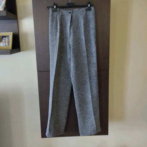 Suit size 50 like new, excellent quality